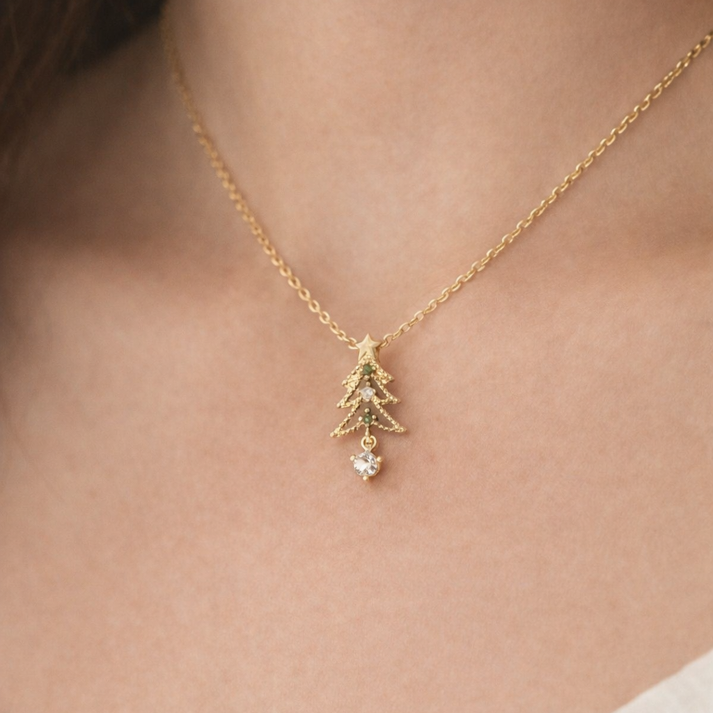 Sylva Gold Pendant Necklace