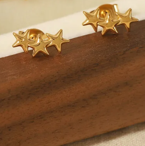 Stellar Curve Mini Studs