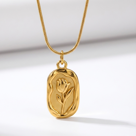 Rose Motif Gold Medallion Necklace