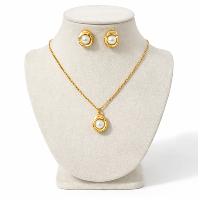 Golden Aura Pearl Necklace & Stud Set