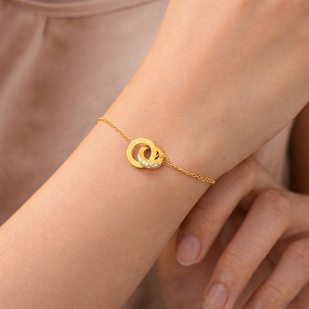 Interlocked Rings Bracelet