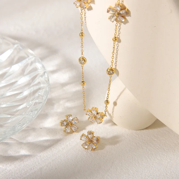 Sparkling Gold & Crystal Flower Jewelry Set