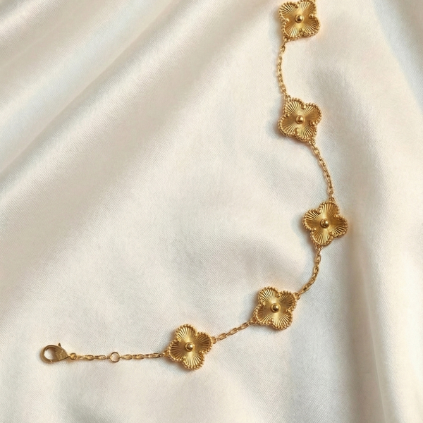 Gold Clover Charm Bracelet